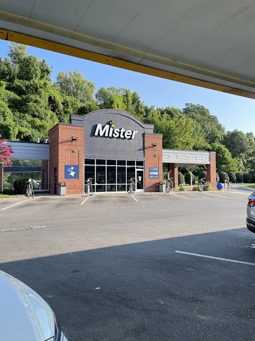 Mister Car Wash Picture 7