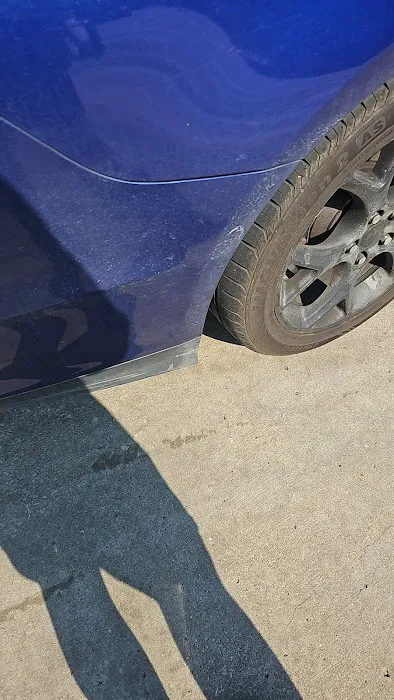 U-Wash Car Wash Picture 3