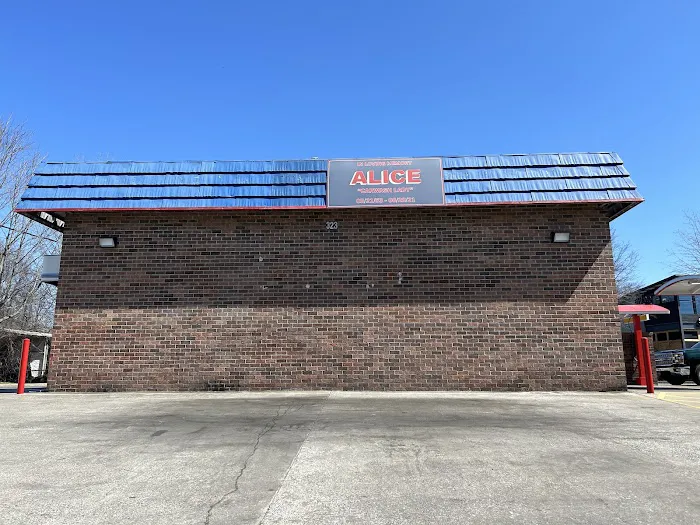 U-Wash Car Wash Picture 10