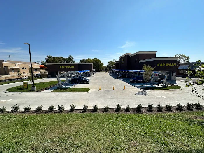 Camel Express Car Wash Picture 6