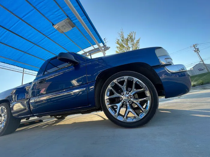 Camel Express Car Wash Picture 5