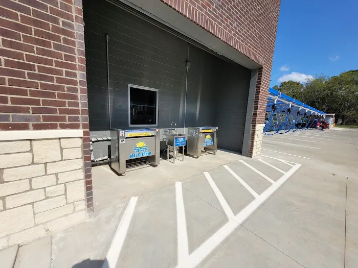 Camel Express Car Wash Picture 4