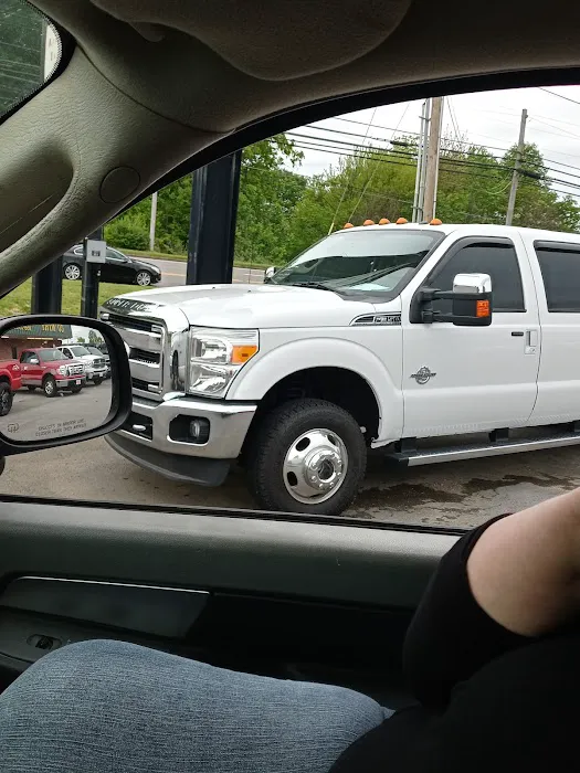 Happy Valley car wash Picture 3