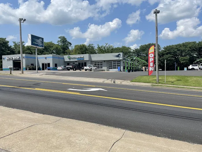 Thoroughbred Express Auto Wash Picture 9