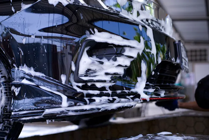 Big League Hand Wash & Mobile Detailing Picture 2