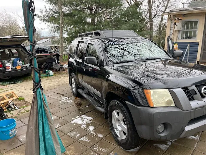 Molina's Car Wash & Detailing Picture 7