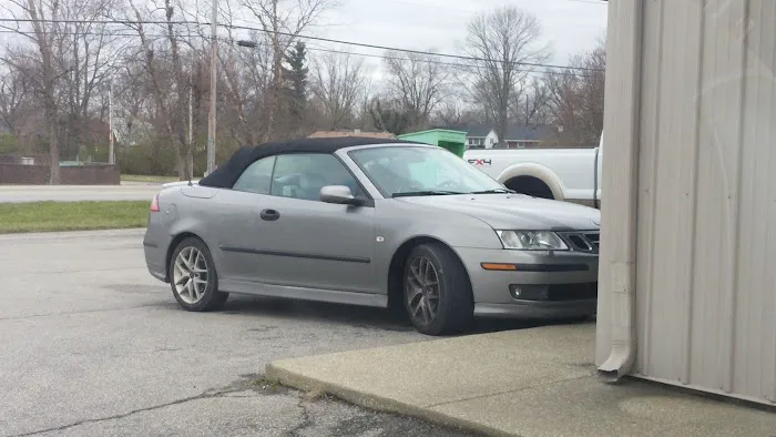 Crestwood Carwash Picture 4
