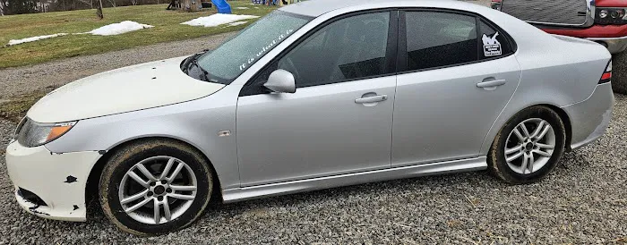 Todd’s Place Express Car Wash Picture 5