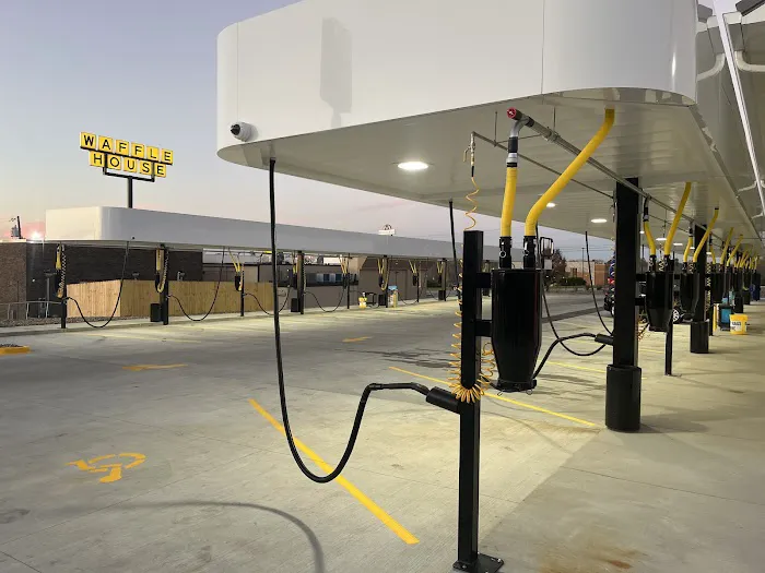 Todd’s Place Express Car Wash Picture 4