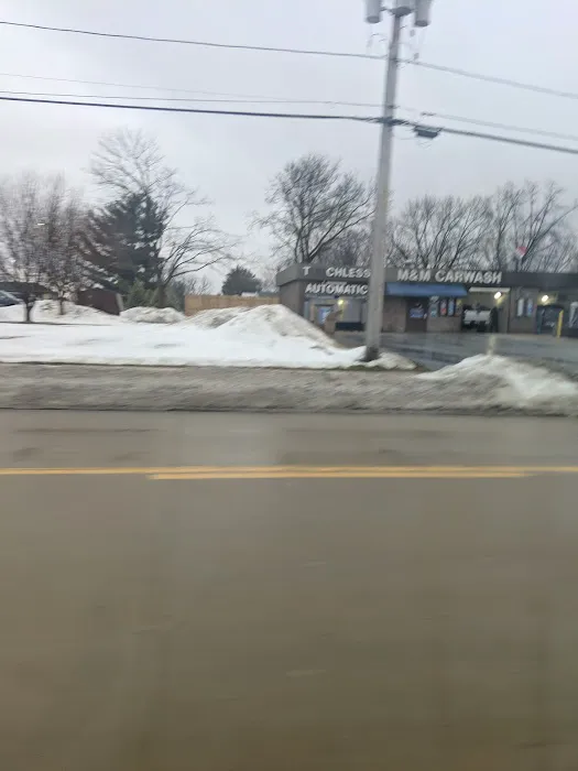 M & M Car Wash Picture 3