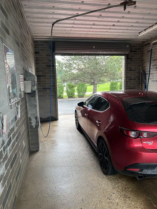 Elburn Car Wash Picture 4