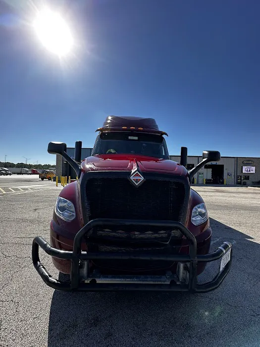 Truck Wash at Love's Travel Stops Picture 1