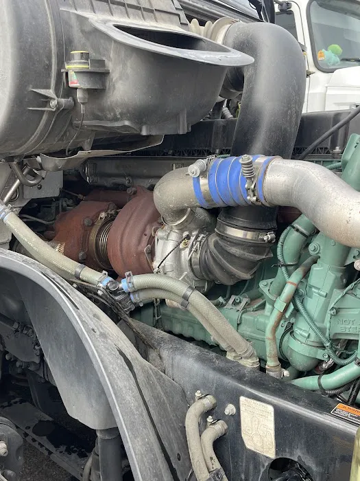 Truck Wash at Love's Travel Stops Picture 8