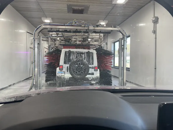 Rainstorm Car Wash Picture 7