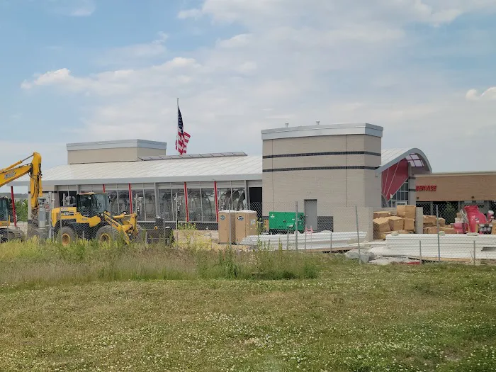 Tommy's Express® Car Wash Picture 7