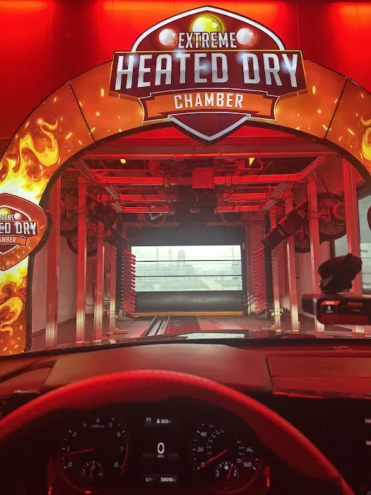 Extreme Clean Car Wash of Huntley Picture 3