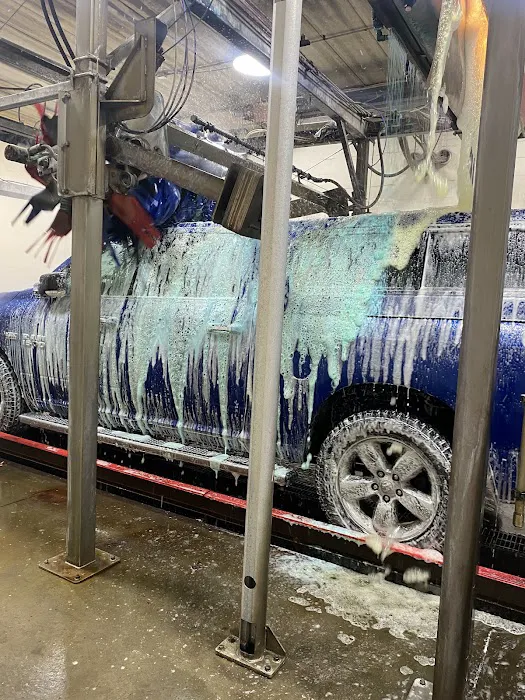 Key West Car Wash Picture 3