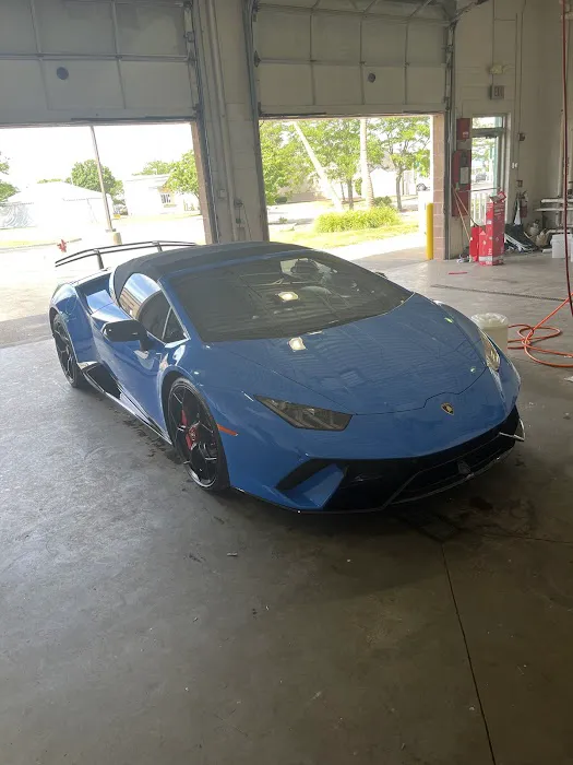 Key West Car Wash Picture 4