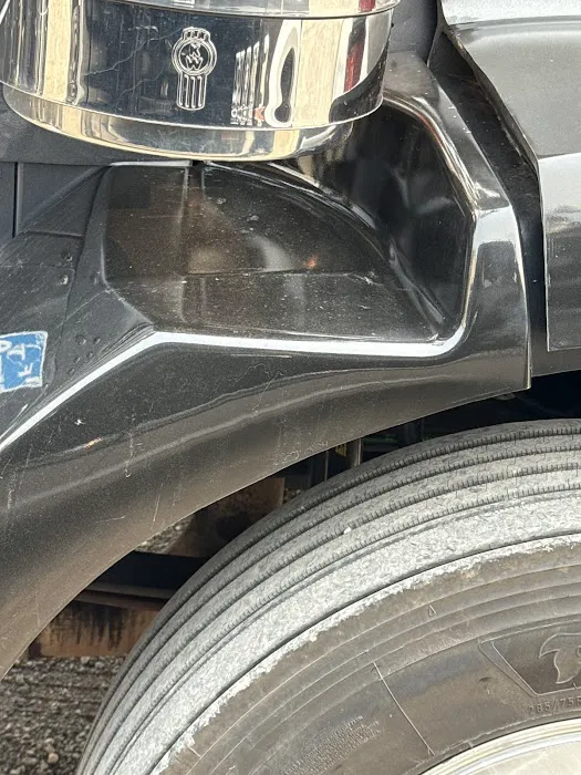 Akron Service Truck Wash Picture 4