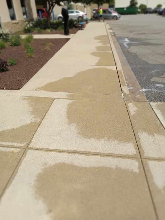 Mobile fleet wash Picture 1