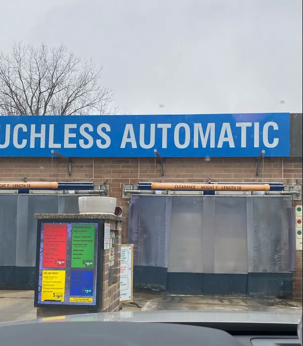 Main Street Car Wash Picture 1