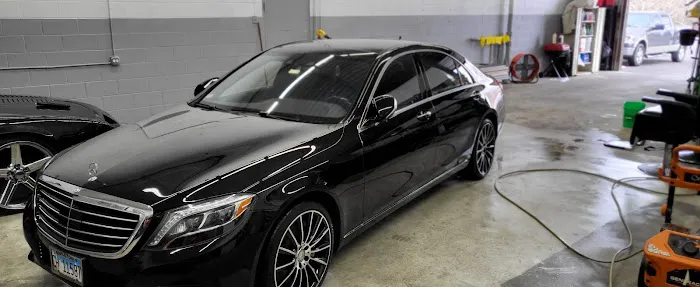 ACG Hand Car Wash & Detailing Picture 1