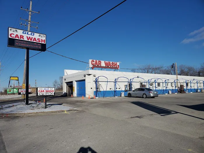 GLO Car Wash Picture 2
