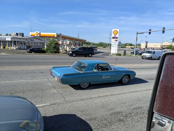 Shell Gas Station Car Wash Picture 1