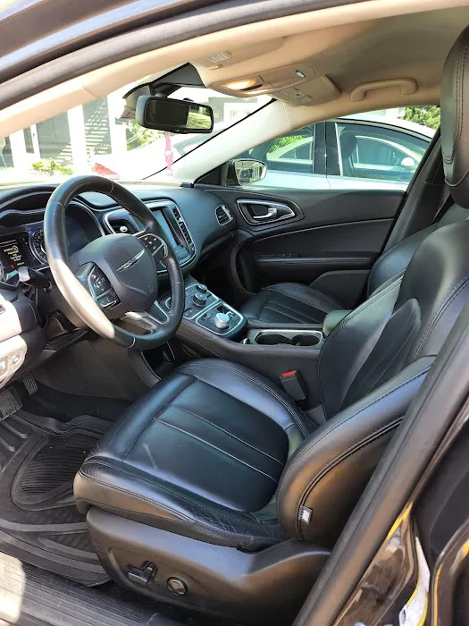 Sauk Trail Car Wash Picture 7