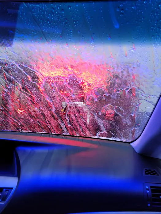 Crew Carwash Picture 7