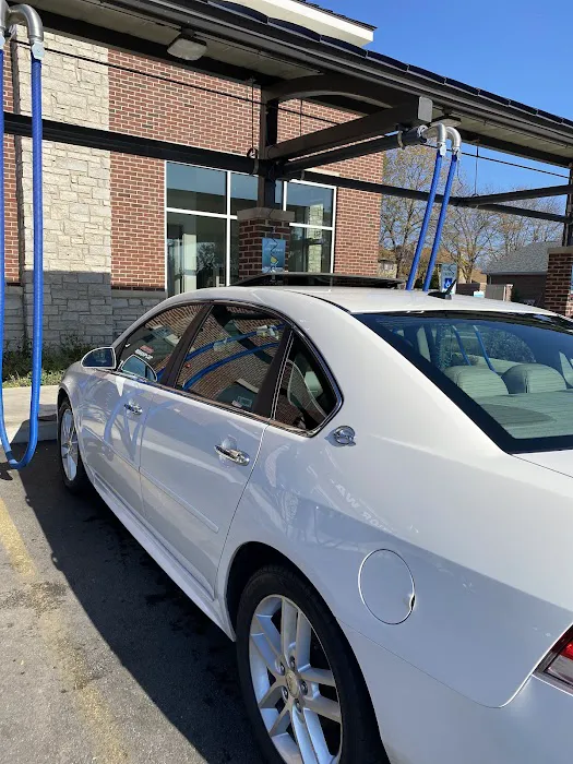 Voda Express Car Wash Picture 4