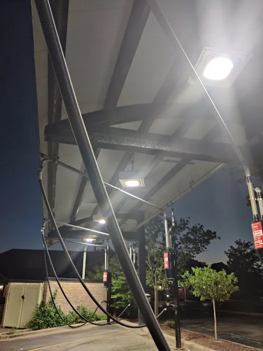 Fuller's Car Wash Picture 8