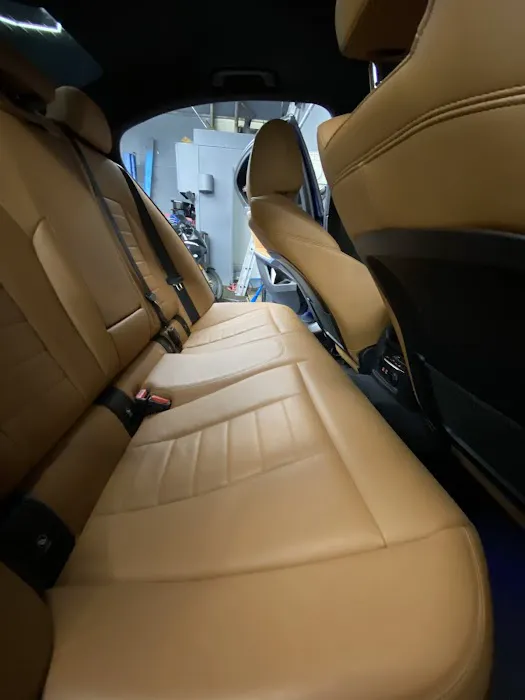 Exotic Detail & Wash Picture 6