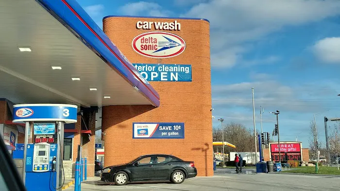 Delta Sonic Car Wash Picture 4