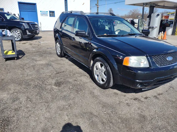 Udo's Car Wash Picture 8