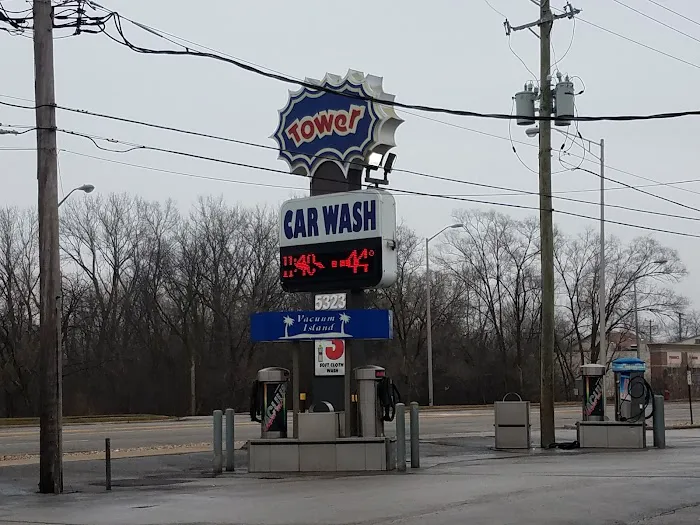Tower Car Wash Picture 1