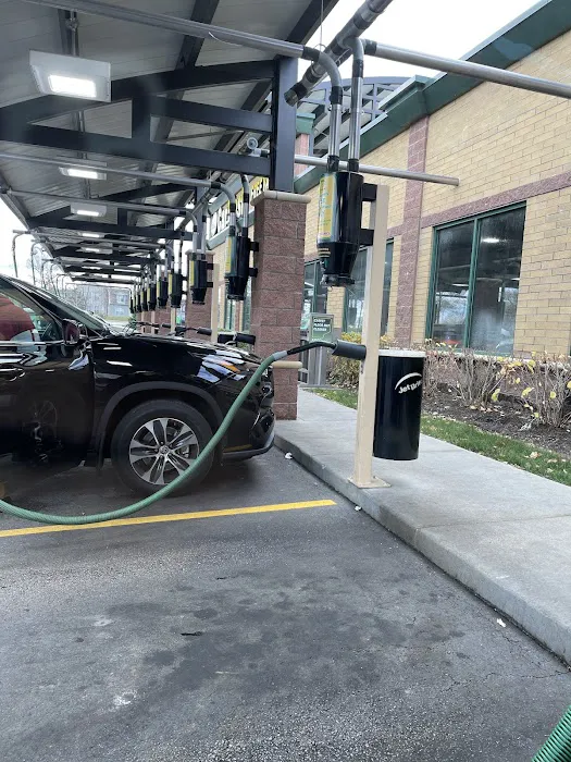 Jet Brite Car Wash Picture 1