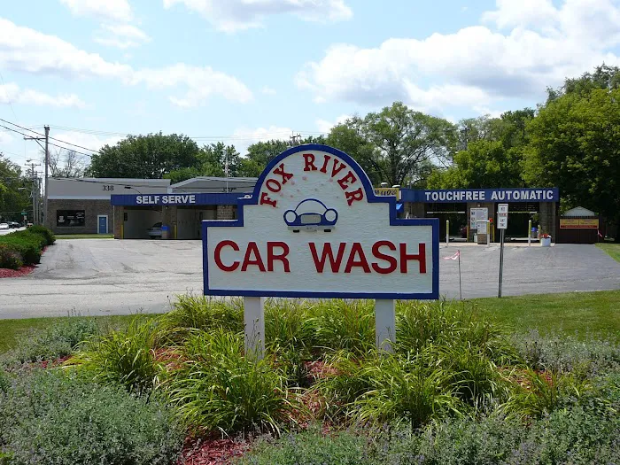 Fox River Car Wash Picture 3