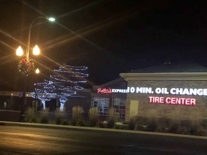 Fuller's Car Wash Picture 3