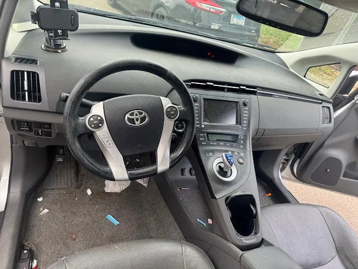 Brightside Car Wash Picture 3