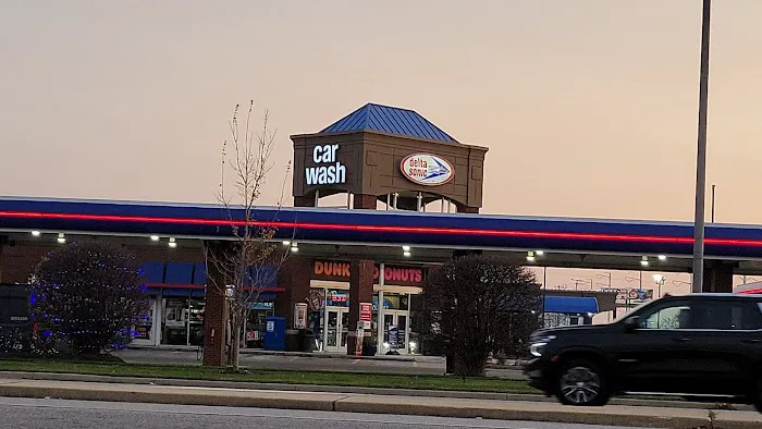 Delta Sonic Car Wash and Oil Change Picture 1
