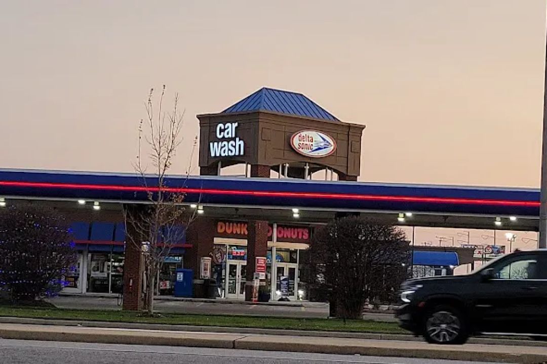 Delta Sonic Car Wash and Oil Change