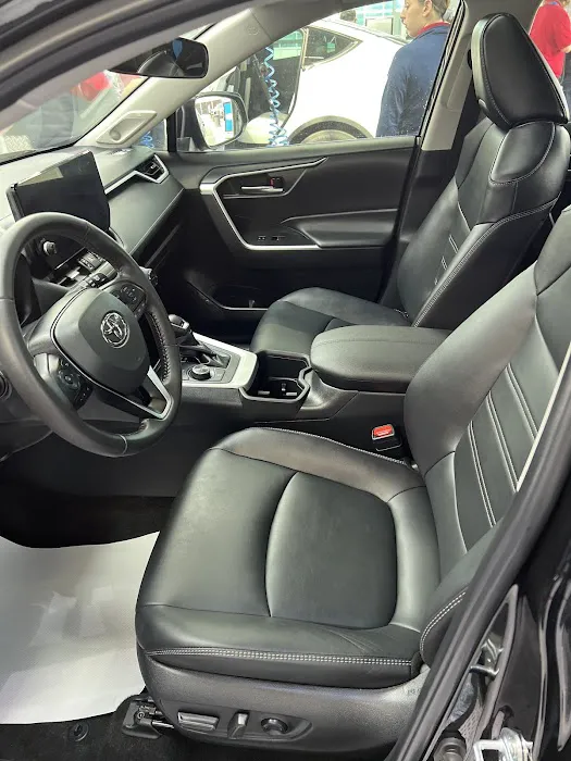 Delta Sonic Car Wash and Oil Change Picture 9