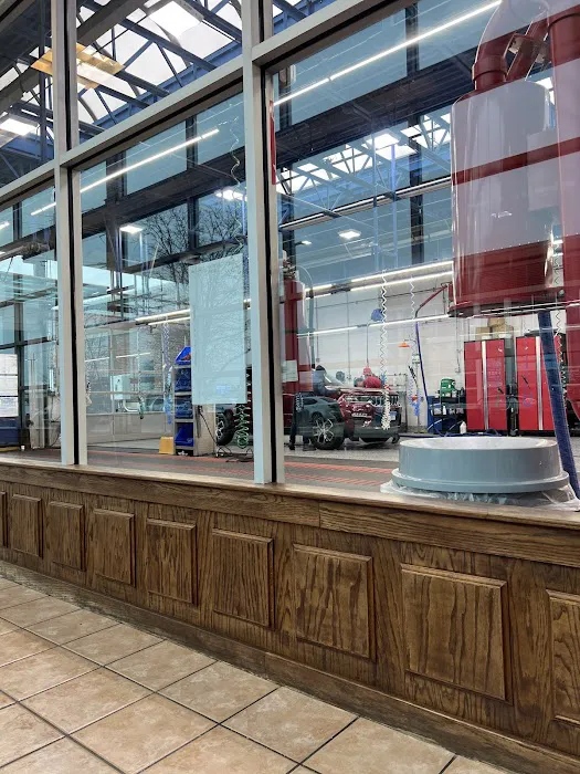 Delta Sonic Car Wash and Oil Change Picture 8