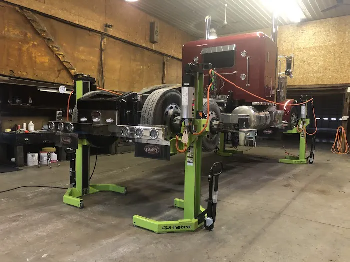 Wabash County Truck wash Picture 4