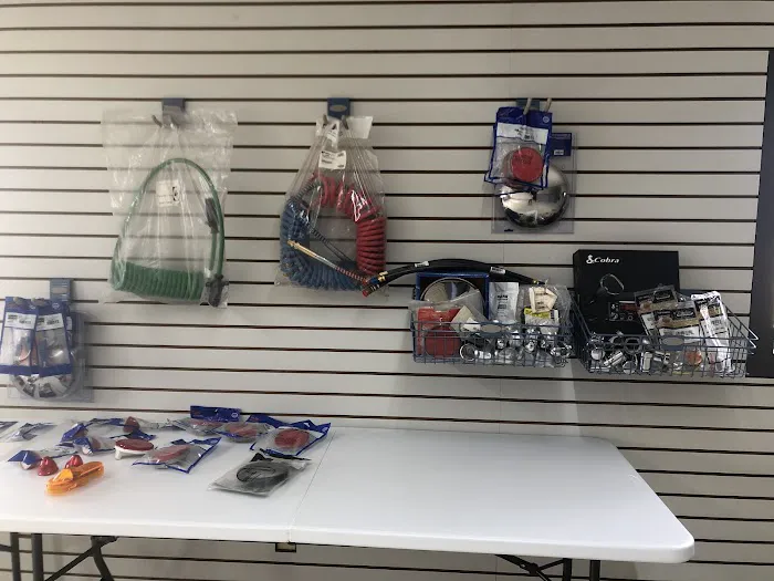 Wabash County Truck wash Picture 3