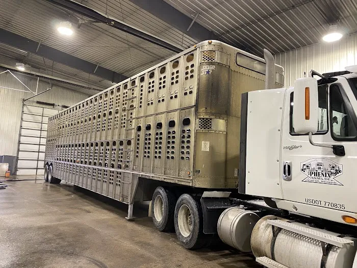 Wabash County Truck Wash Inc. Quick, easy in and out Picture 6