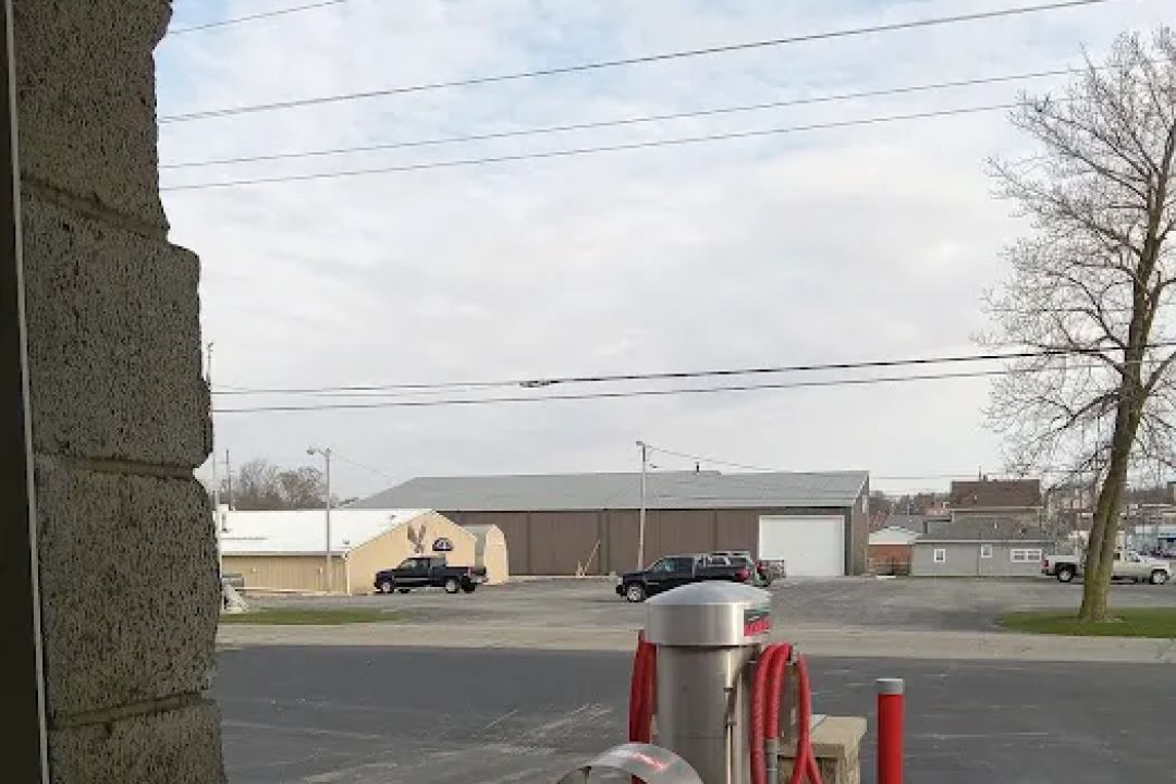 Splash and Dash Car Wash