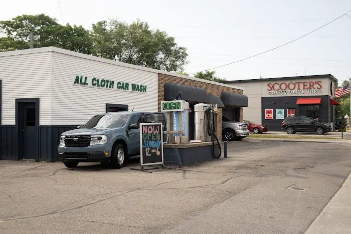 Cleanline Car Wash Picture 4