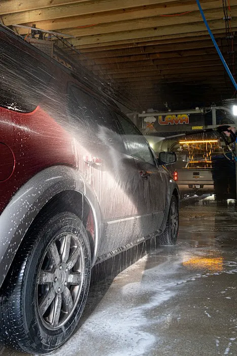 Cleanline Car Wash Picture 5